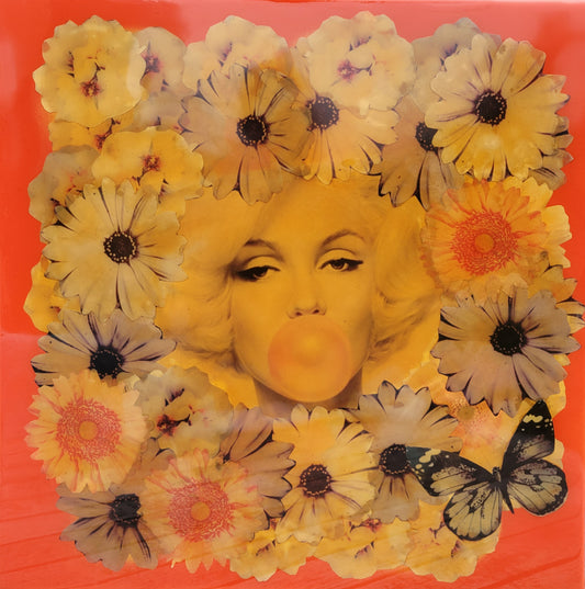 MARYLINE BUTTERFLY Tableau Batman Pop Art   réalisé par RSPK. Œuvre originale inspirée de l'univers Pop, technique mixte, certificat d'authenticité fourni. Dim hors cadre 50x50cm